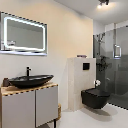 Luca By Interhome Tinjan
